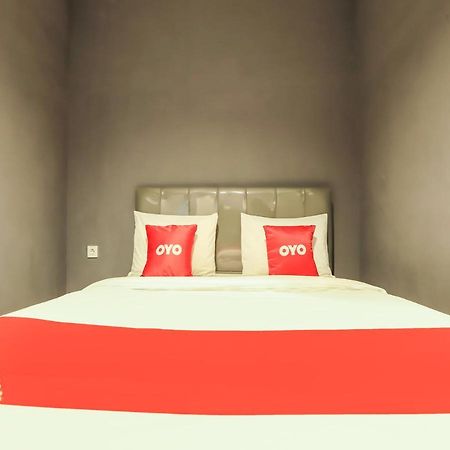 Oyo 3492 Mandala Residence Medan Dış mekan fotoğraf