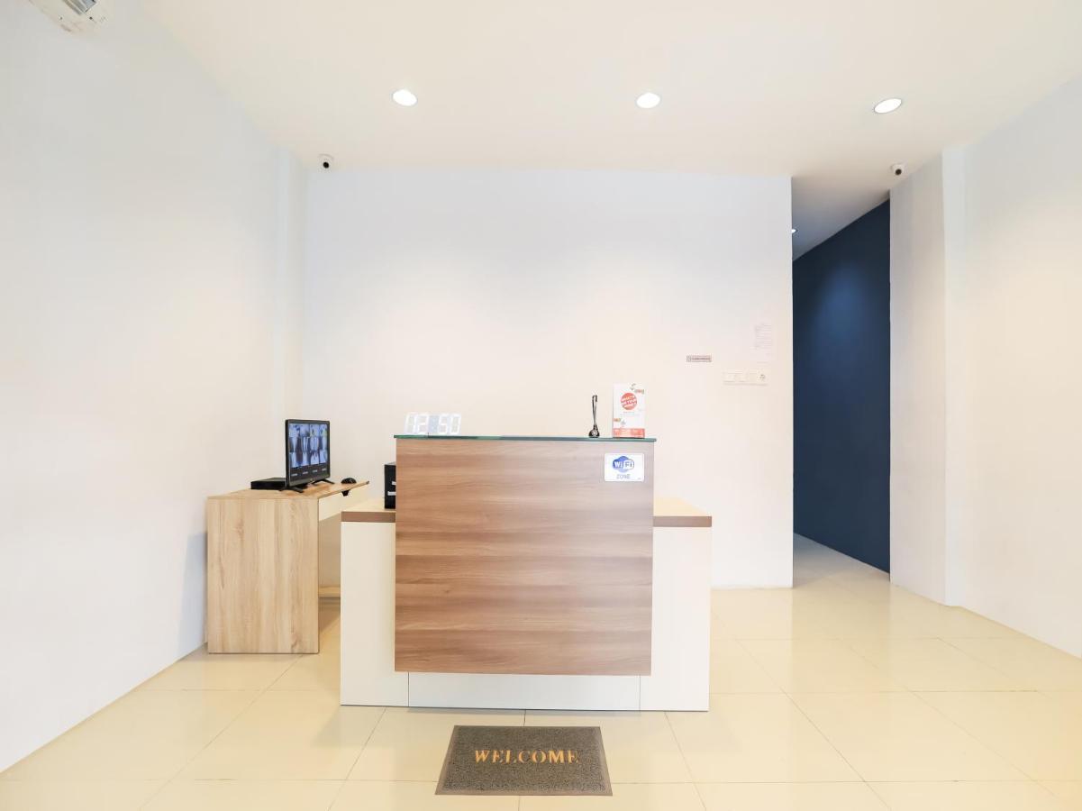 Oyo 3492 Mandala Residence Medan Dış mekan fotoğraf